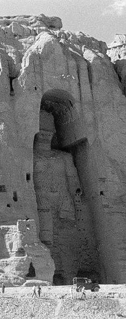 Die größere der Buddha Statuen von Bamiyan vor der Zerstörung