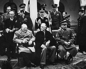 Churchill, Roosevelt, Stalin bei der Konferenz von Jalta